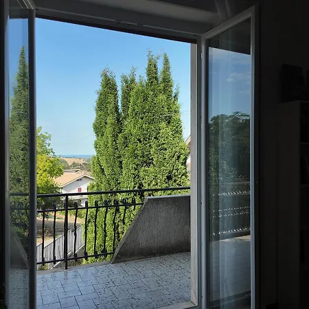 Con Giardino E Parcheggio A Ideale Per Famiglie E Pet *