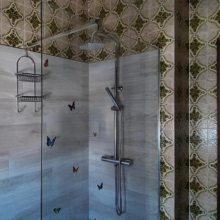 Con Giardino E Parcheggio A Ideale Per Famiglie E Pet Penne